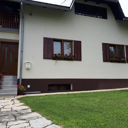 Apartment Jareb Slunj Exterior foto
